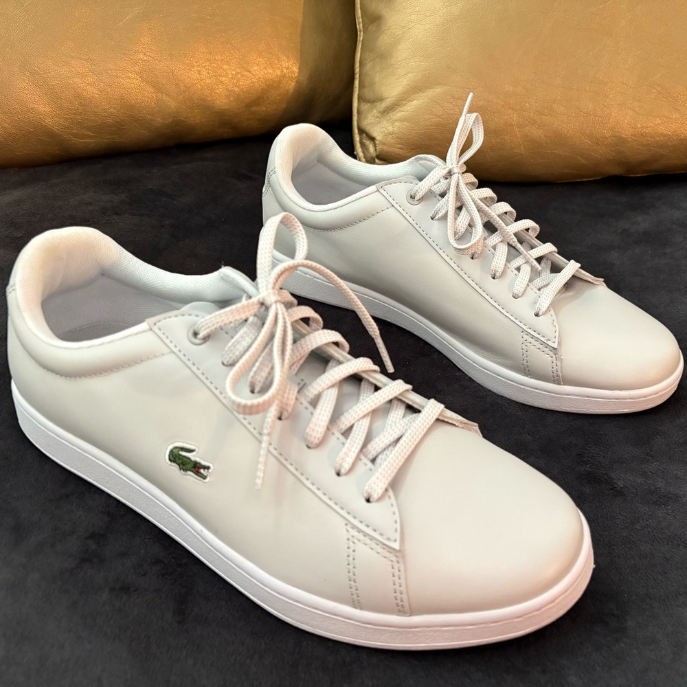 NWOT Lacoste Women’s Hydez White with Alligator Lace Up Leather Sneakers size 10